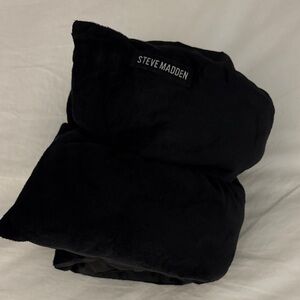 Steve Madden Plush Black Wrap
